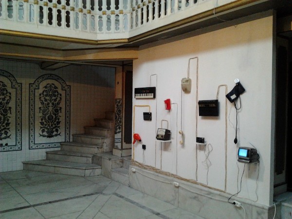 Downtime post-domestic fiction @ Çukurcuma Hammam, Amber 12 festival, Istanbul, TR 2012 (c) Marinos Koutsomichalis. Downtime post-domestic fiction @ Çukurcuma Hammam, Amber 12 festival, Istanbul, TR 2012 (c) Marinos Koutsomichalis.
