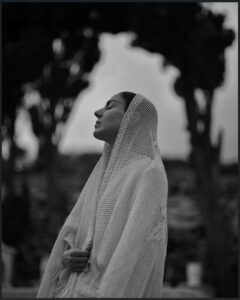 «Βιώνοντας το Κενό»,